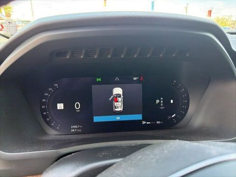 Used 2024 Volvo XC90 B5 Plus image 20