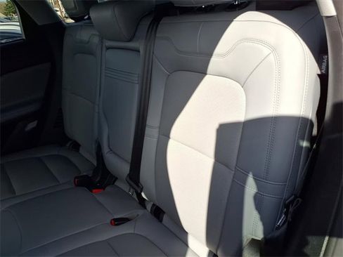 Certified 2022 Lincoln Corsair FWD w/ Equipment Group 101A image 9