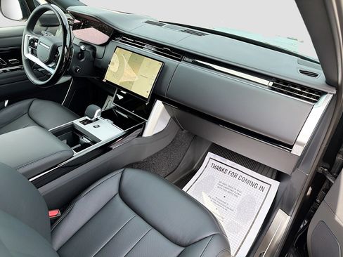 New 2026 Land Rover Range Rover SE AWD/4WD image 13