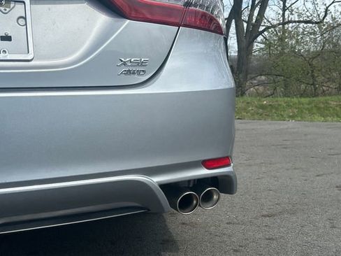 Used 2020 Toyota Camry XSE image 23