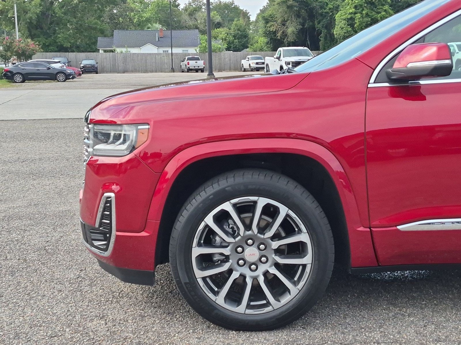 Certified 2023 GMC Acadia Denali w/ Denali Ultimate Package FWD image 36