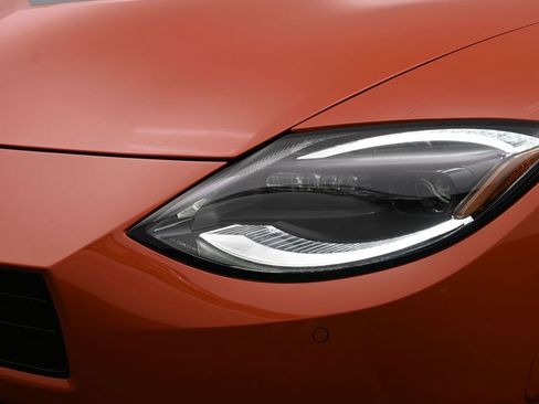 Used 2024 Nissan Z Performance w/ Heritage Edition RWD image 18