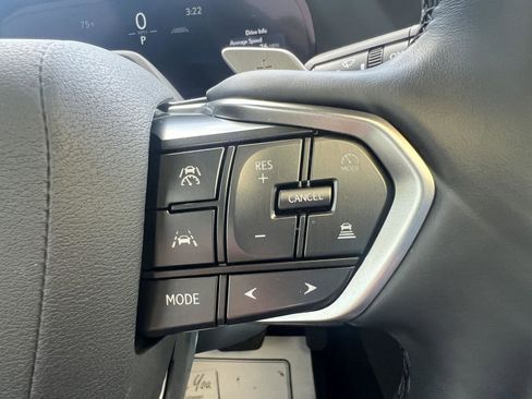Used 2025 Lexus GX 550 w/ Accessory Package (Z1) AWD/4WD image 28