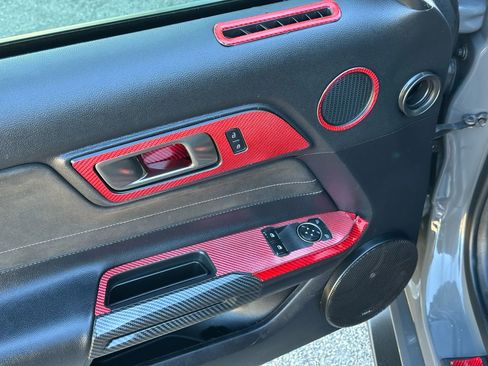 Used 2018 Ford Mustang Shelby GT350 w/ Electronics Package image 10