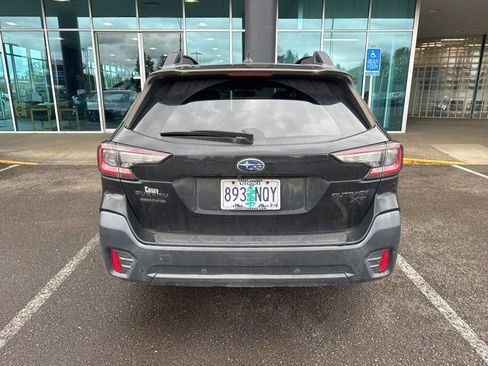 Used 2020 Subaru Outback Onyx Edition XT AWD/4WD image 5