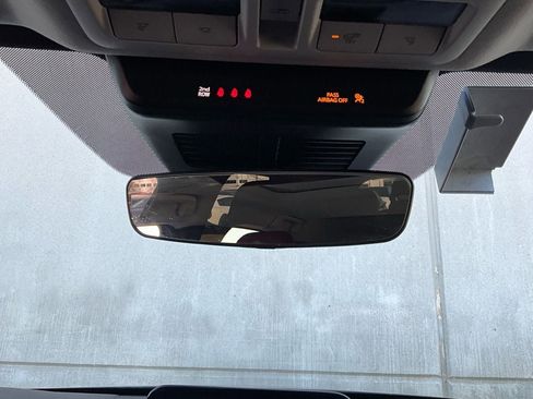 Used 2025 MAZDA CX-30 AWD 2.5 S w/ Preferred Package image 17