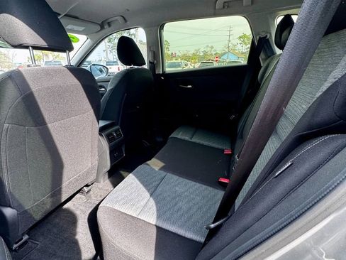 Used 2023 Nissan Rogue SV image 11