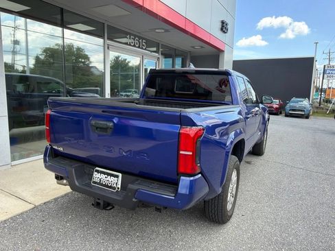 Certified 2024 Toyota Tacoma SR5 AWD/4WD image 3