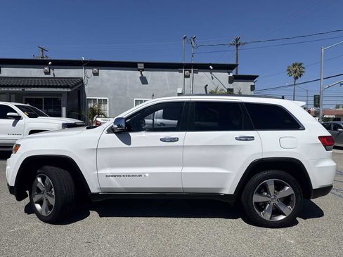 Used 2015 Jeep Grand Cherokee Limited w/ Trailer Tow Group IV image 3