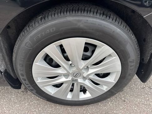 Certified 2025 Nissan Sentra S FWD image 28