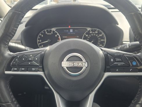 Used 2023 Nissan Altima 2.5 SL FWD image 16