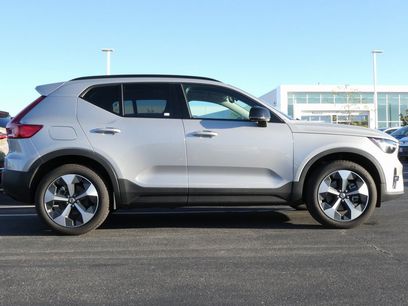 Used 2024 Volvo XC40 B5 Plus