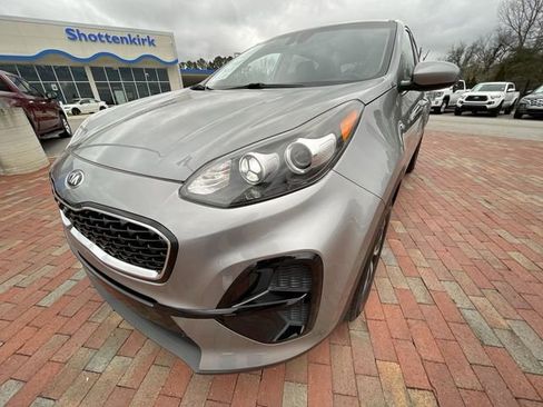 Used 2022 Kia Sportage LX FWD image 27