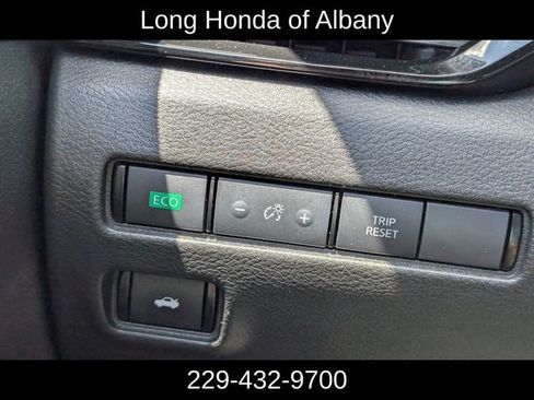 Used 2025 Nissan Sentra SV FWD image 27