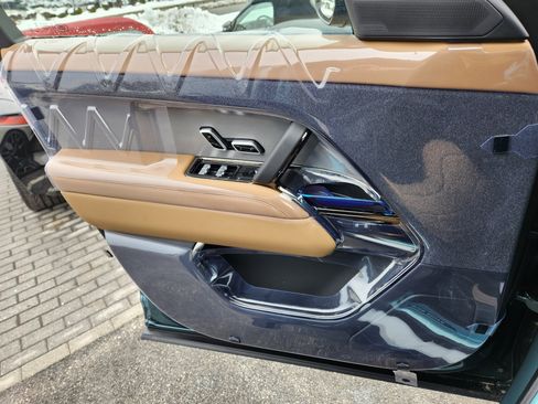 New 2026 Land Rover Range Rover Sport SE image 16