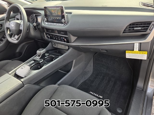 Used 2026 Nissan Rogue S FWD image 17