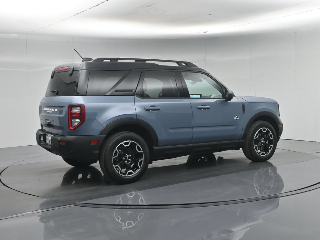 Used 2025 Ford Bronco Sport Outer Banks w/ Outer Banks Tech Package+ AWD/4WD image 30