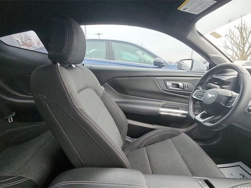 Used 2024 Ford Mustang Coupe image 13