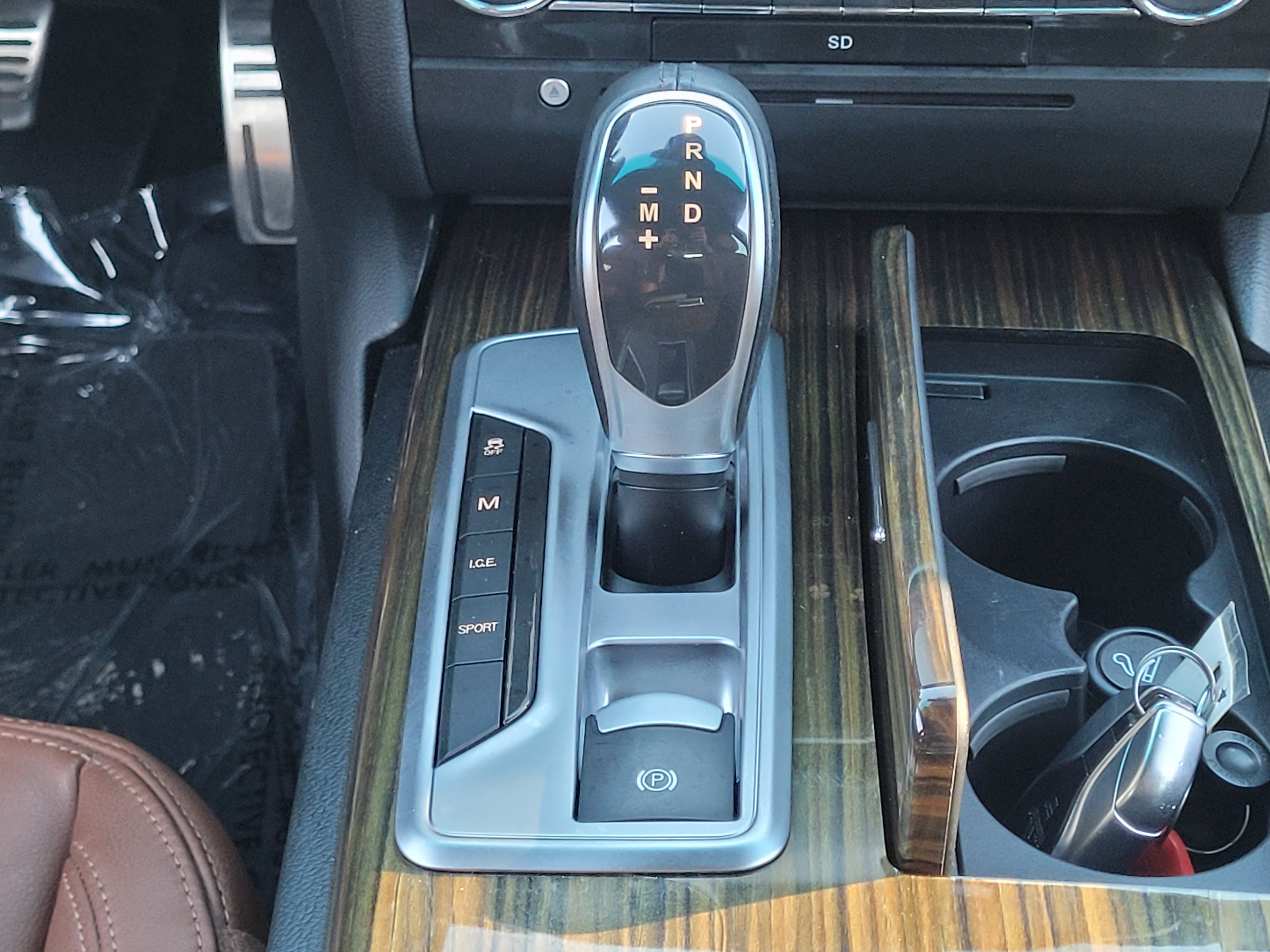 Used 2015 Maserati Ghibli RWD image 17