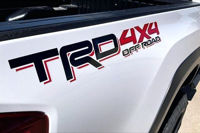 Used 2019 Toyota Tacoma TRD Off-Road AWD/4WD image 22