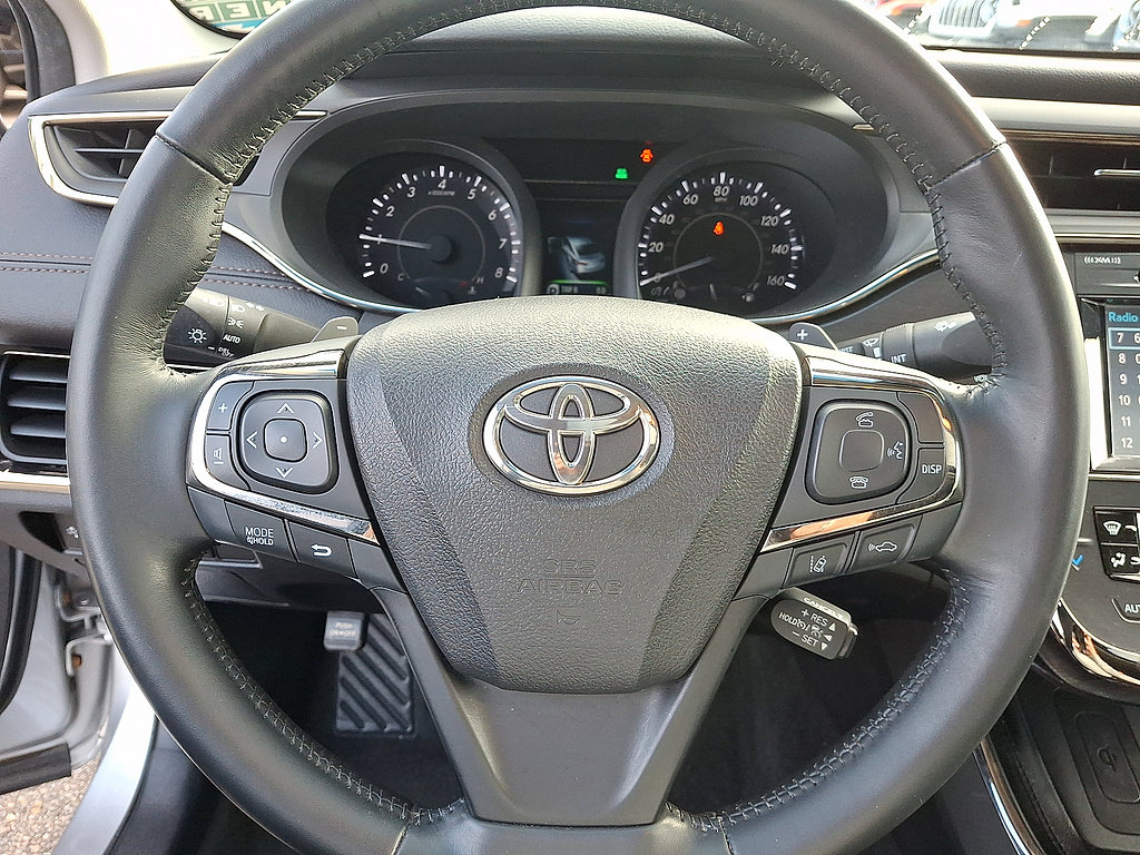 Used 2018 Toyota Avalon Touring w/ All Weather Liner Package FWD image 8