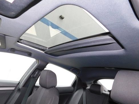 Used 2019 Honda Civic EX image 14