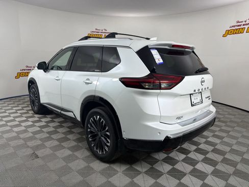 New 2026 Nissan Rogue Platinum w/ Platinum Premium Package image 3