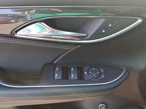 Used 2023 Buick Envision Preferred w/ Sport Touring Package AWD/4WD image 9