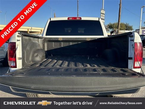 Used 2022 RAM 1500 Tradesman w/ Chrome Appearance Group image 31