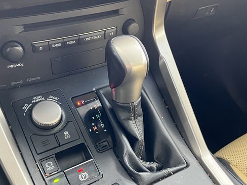 Used 2015 Lexus NX 200t FWD image 26