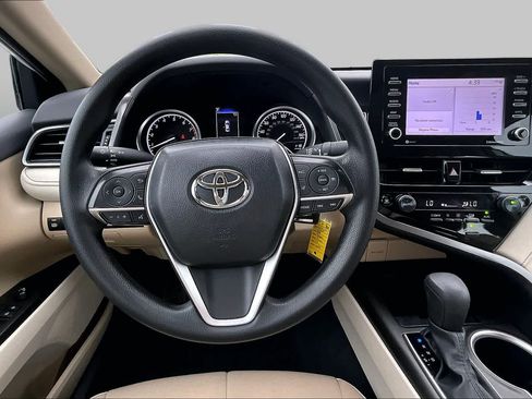 Used 2024 Toyota Camry LE FWD image 9