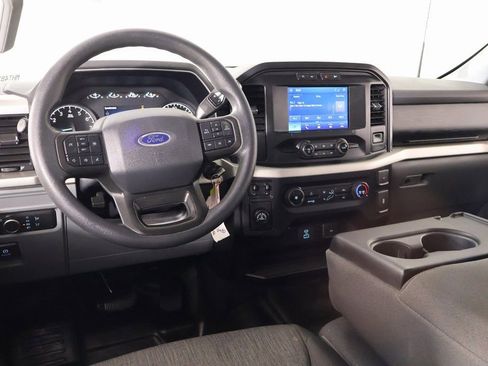 Used 2021 Ford F150 XL image 2