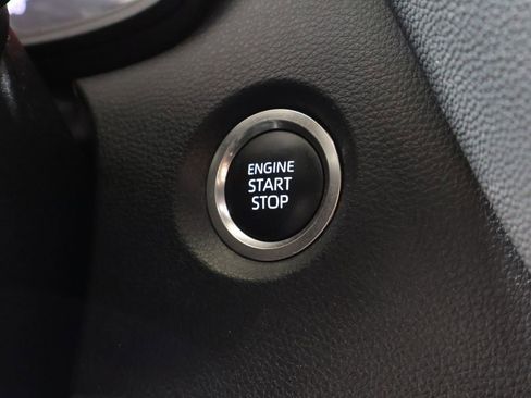 Used 2025 Toyota Corolla SE FWD image 25