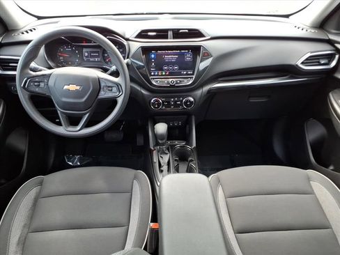 Used 2023 Chevrolet TrailBlazer LT w/ Convenience Package FWD image 26