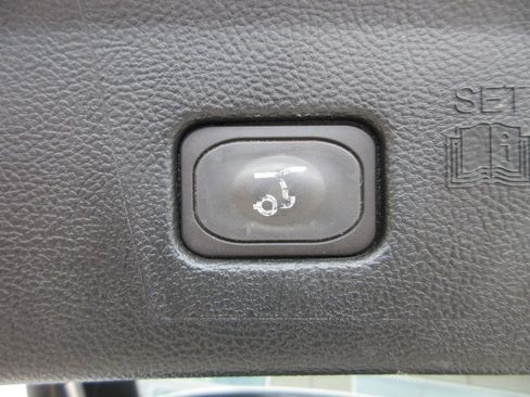 Used 2020 Ford Edge Titanium w/ Equipment Group 301A AWD/4WD image 56