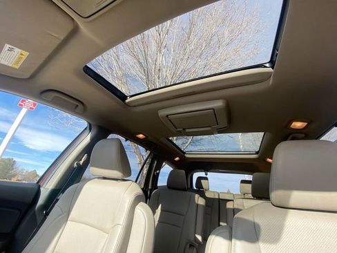 Used 2021 Honda Pilot Elite image 22