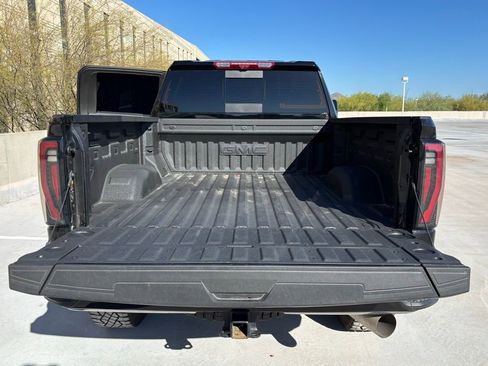 Used 2026 GMC Sierra 2500 AT4X image 13