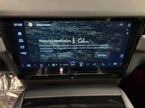 New 2025 Lincoln Navigator Reserve w/ Jet Appearance Package image 12