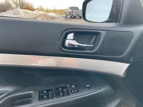 Used 2012 INFINITI G25 x image 8