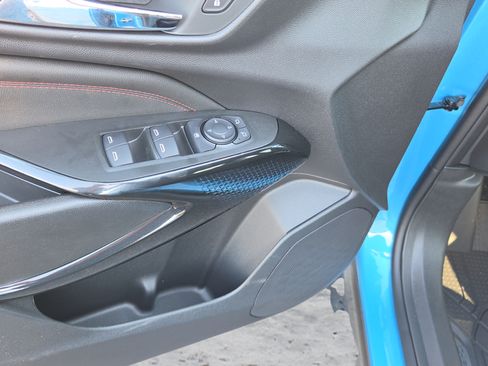 New 2026 Chevrolet Trax RS FWD image 40