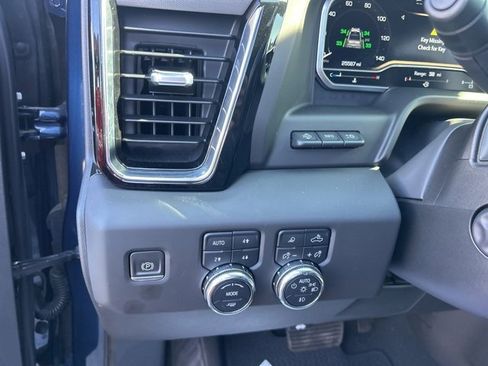 Used 2023 GMC Sierra 1500 Denali image 18