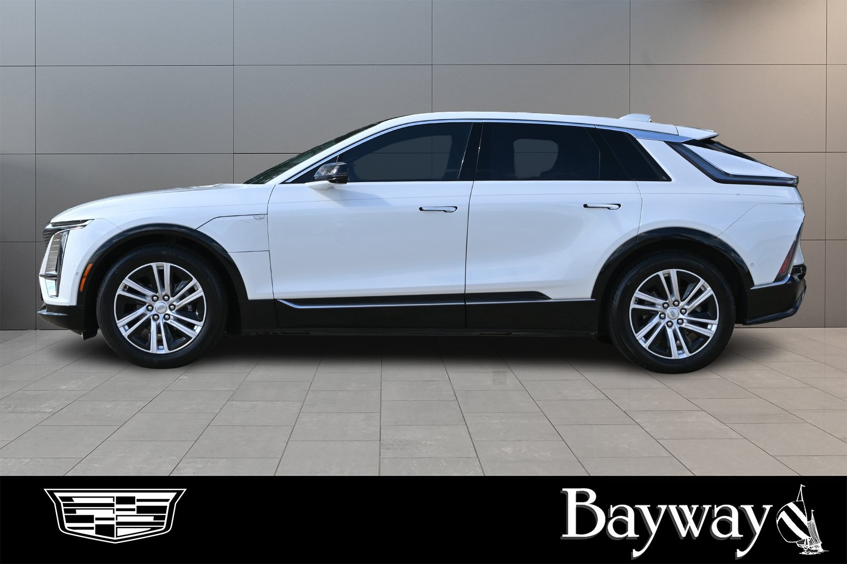 Certified 2024 Cadillac Lyriq Tech w/ Driver Assist Package AWD/4WD image 4