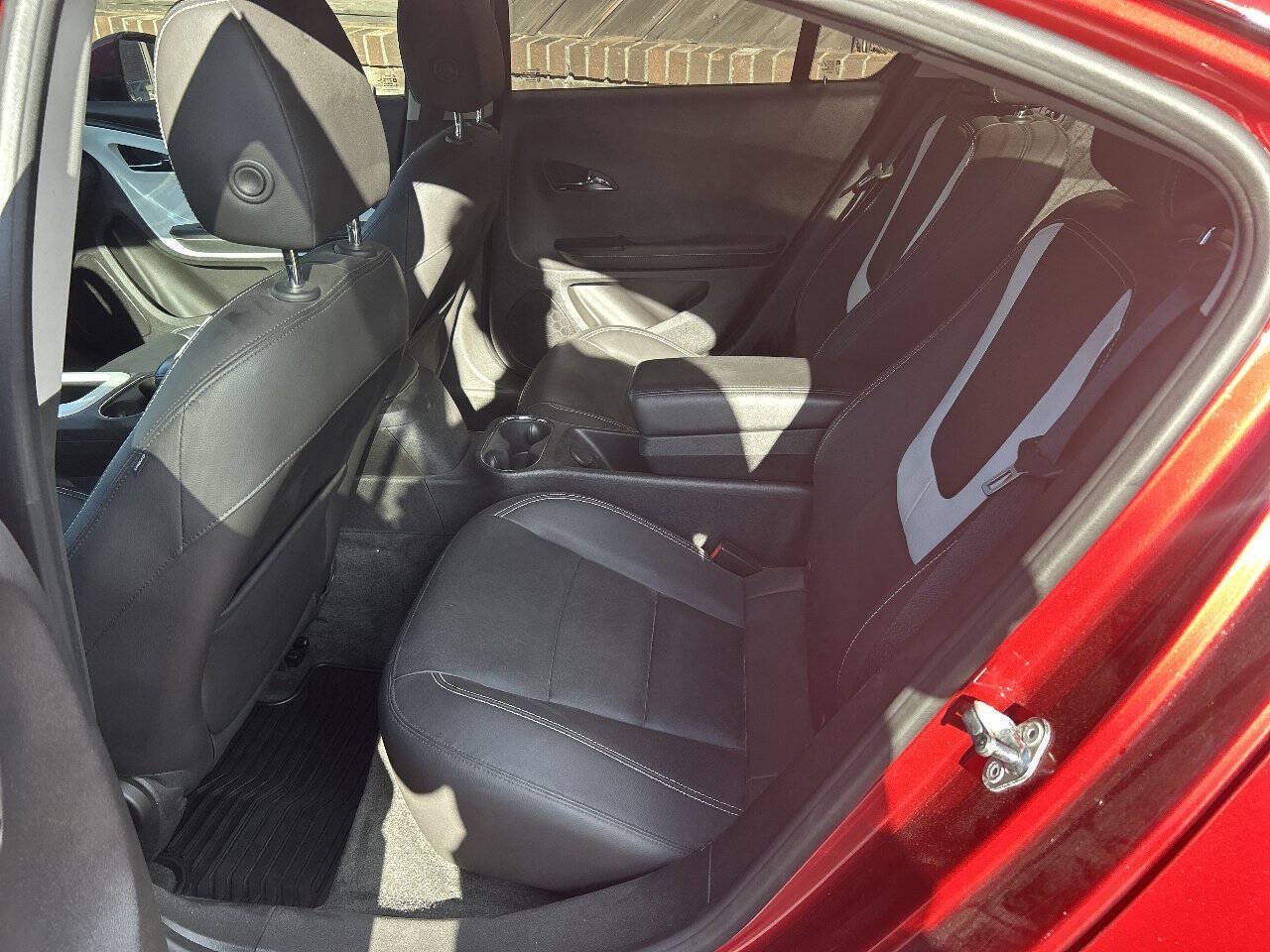 Used 2013 Chevrolet Volt Premium w/ Premium Trim Package FWD image 12