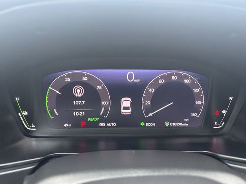 Used 2025 Honda Accord Sport image 7