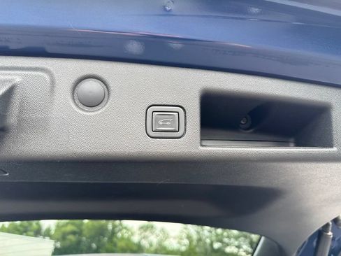 Used 2022 Chevrolet Equinox LT AWD/4WD image 7