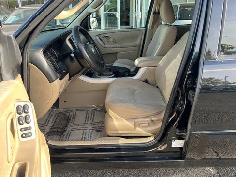 Used 2005 MAZDA Tribute s w/ Package 1 AWD/4WD image 21