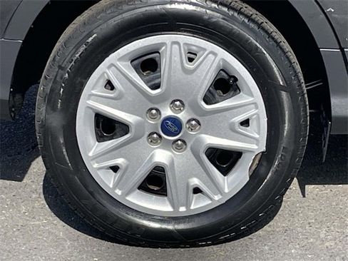 Used 2016 Ford Escape S image 33