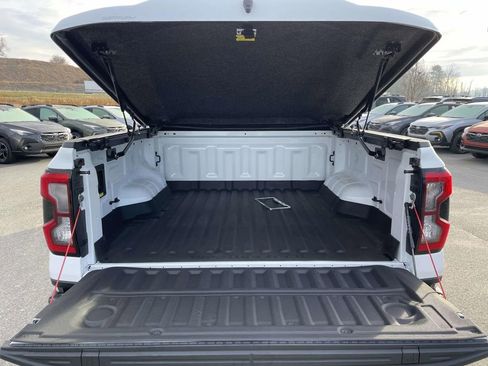 Used 2024 Ford Ranger Lariat w/ FX4 Off-Road Package image 30