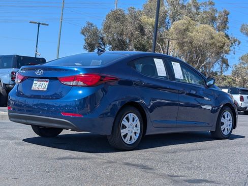Used 2016 Hyundai Elantra SE FWD image 11