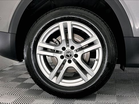 Certified 2023 Mercedes-Benz GLB 250 image 8